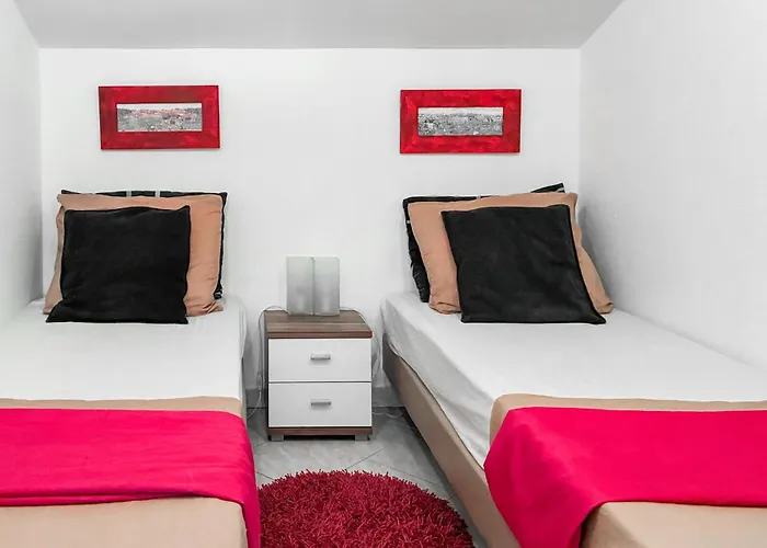 Appartement Pet Friendly In With Wifi Vrsi